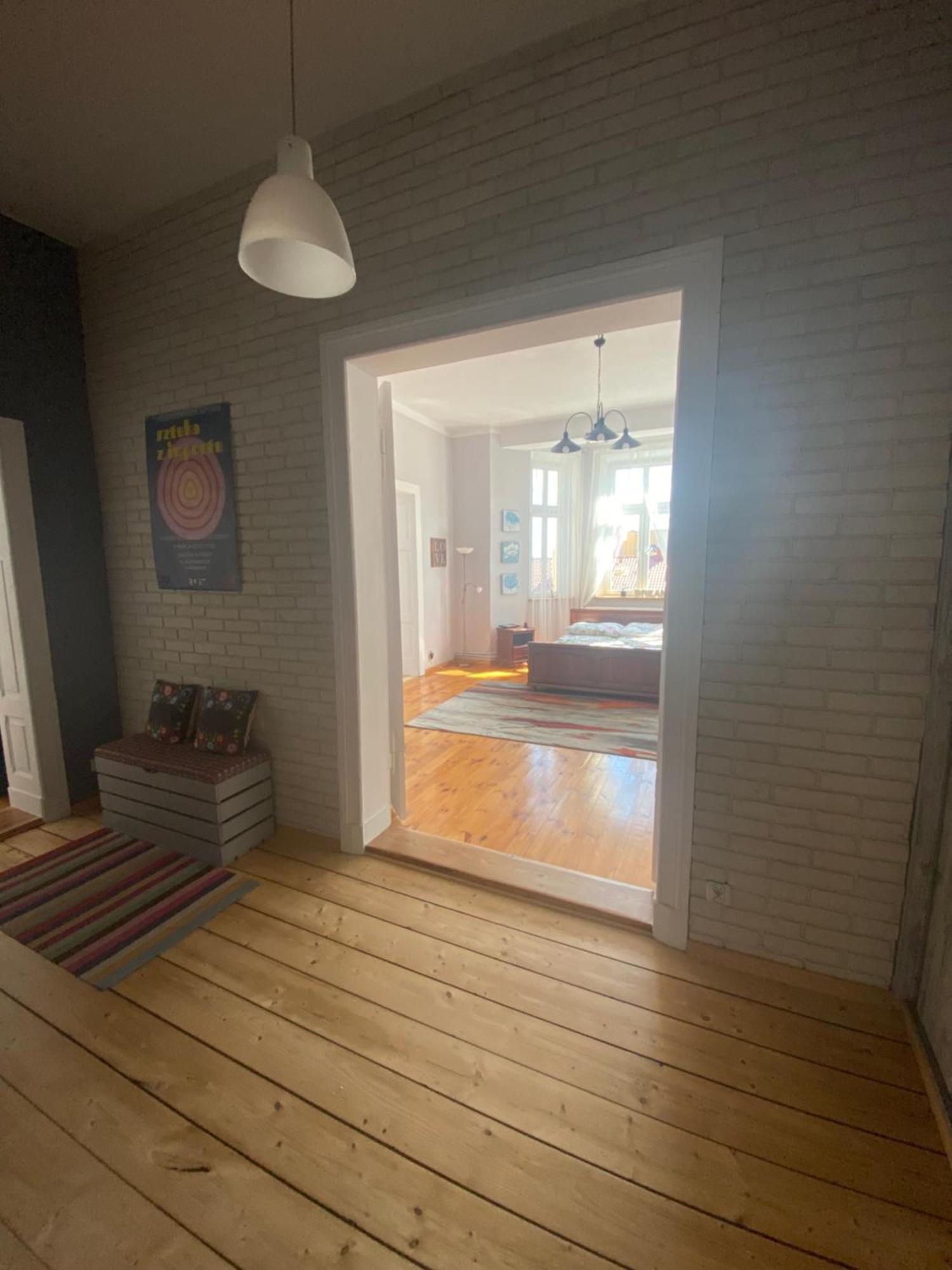 Apartament Kamienica Centrum คัทเซิร์น ภายนอก รูปภาพ